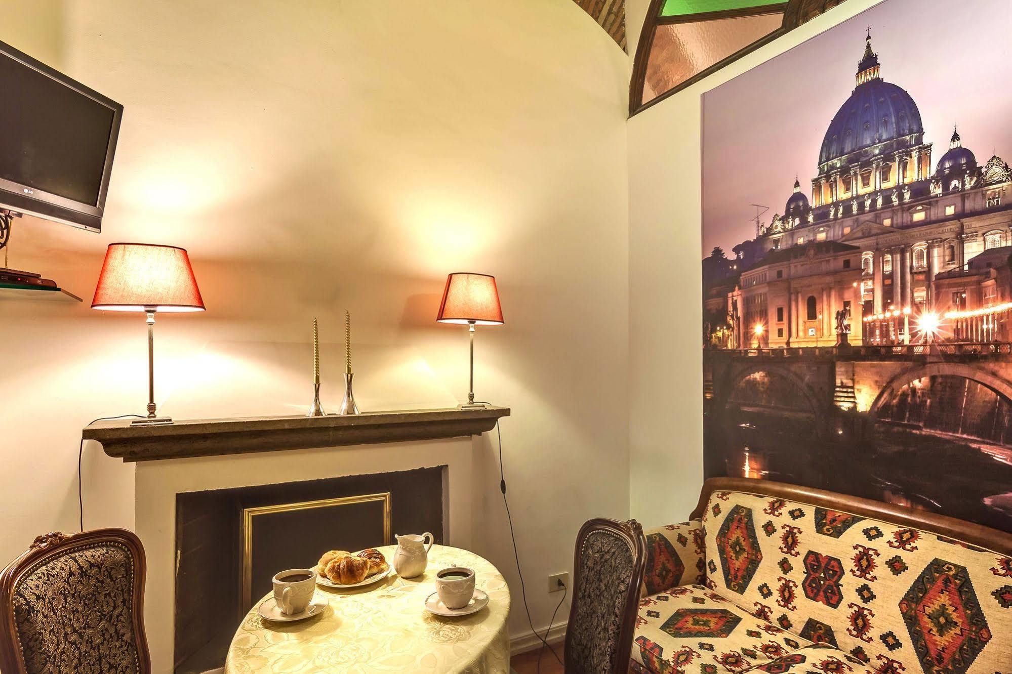 Tolentino 3* Rome