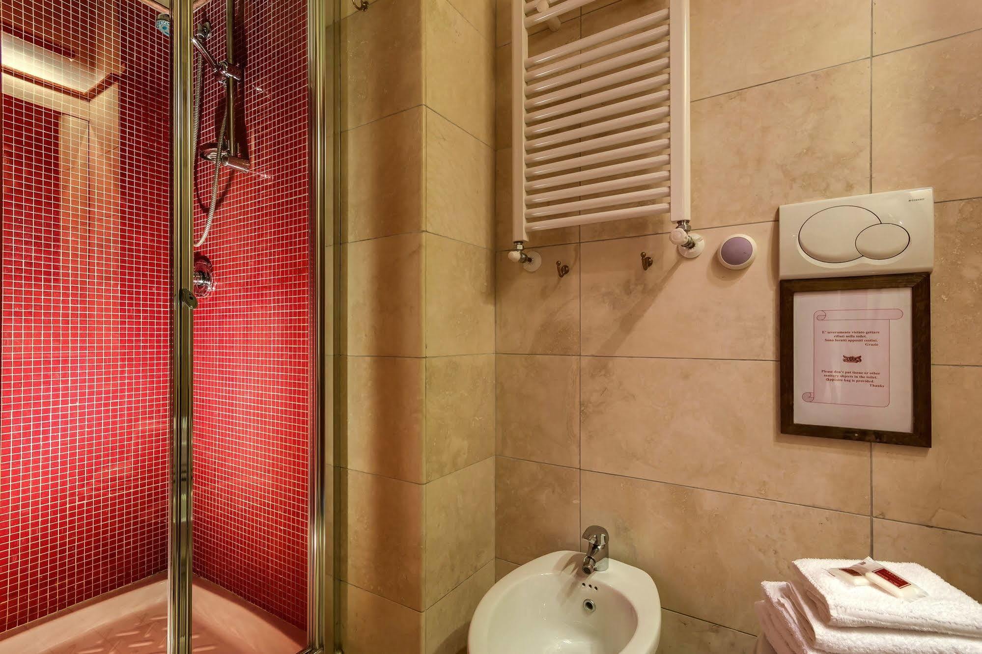 Tolentino Guest house 3*